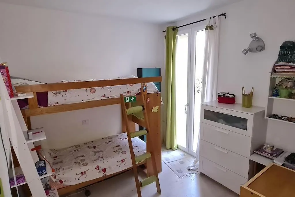 Ferienwohnung Flat Front Lake With Swimming Pool, Ground Floor Peschiera del Garda Italien