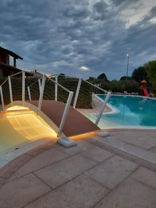 Ferienwohnung Flat Front Lake With Swimming Pool, Ground Floor Peschiera del Garda 0*,  Italien